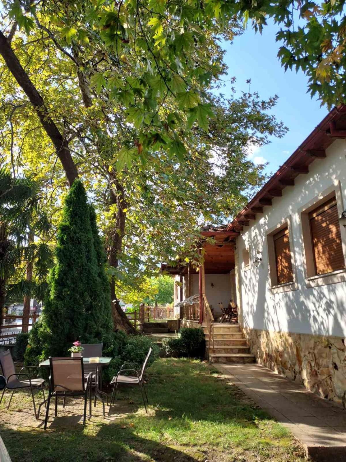 Guesthouse Platon Orma Exterior photo