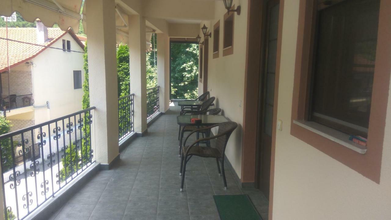 Guesthouse Platon Orma Exterior photo
